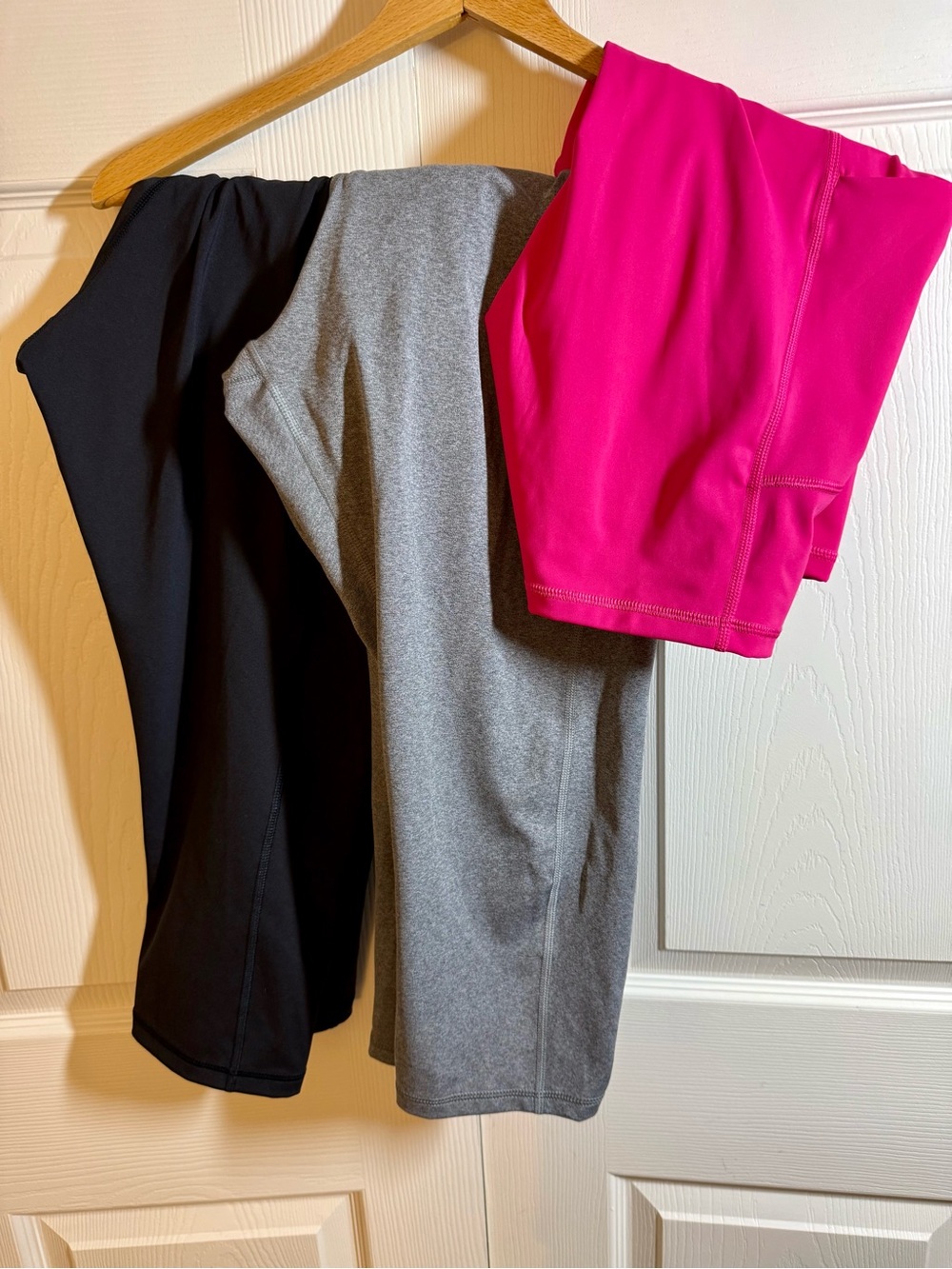 Tek gear High-Rise Performance Capris & Short Bundle- Hot Pink, Black, Gray